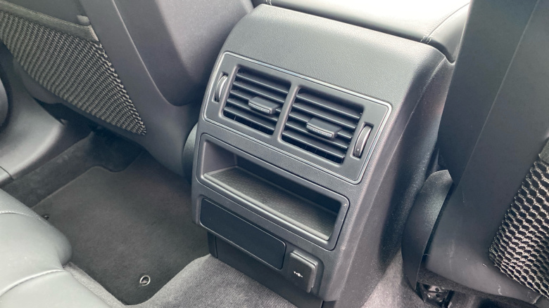 Jaguar F-Pace 2.0 P400e R-Dynamic HSE Black 5dr Auto AWD Estate